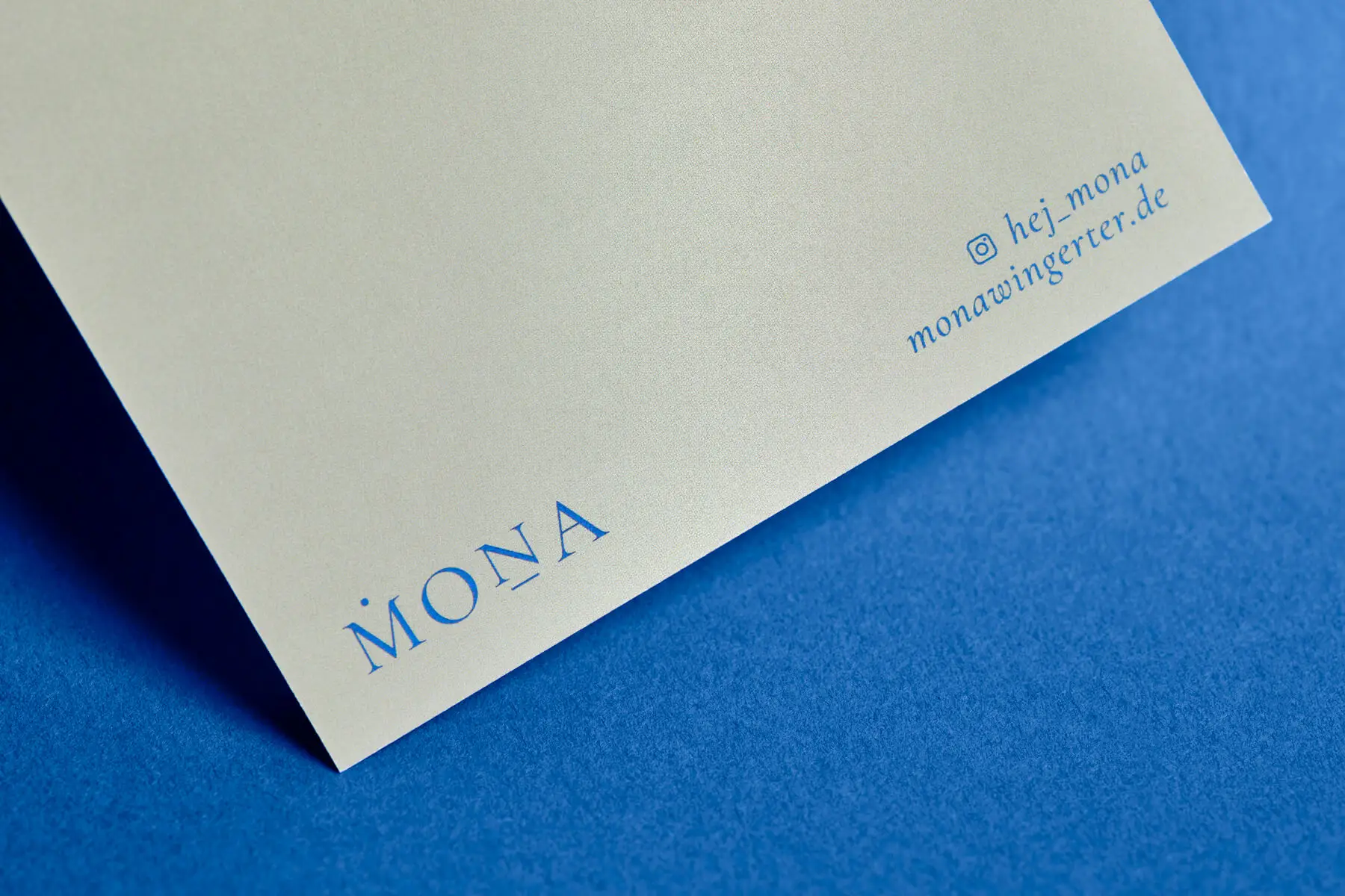 Mona-Wingerter-portfolio-grafiker-grafikdesigner-card-Thank-you-Dankeskarte-brand-design-mannheim-druck-veredelung-illustration-smiley-printdesignLaura-Morgenstern-4